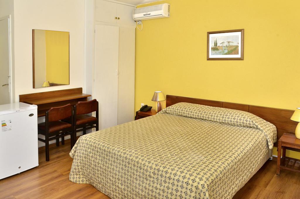 Hotel Hispano Montevideo Zewnętrze zdjęcie